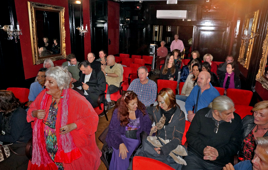 xie_always_ busy_in_apollo